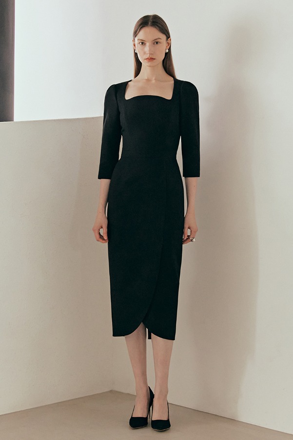 [문가영 착용]AMELIA Square neck tulip-skirt dress (Black)